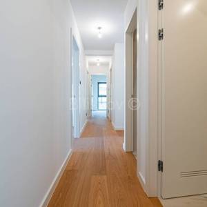 Novogradnja, Ribnjak, peterosoban stan, loggia, GPM