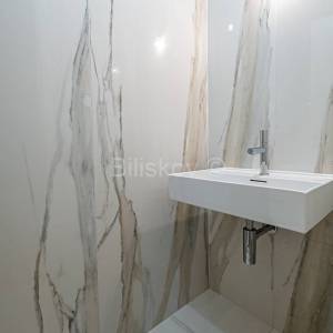 Novogradnja, Ribnjak, peterosoban stan, vrt