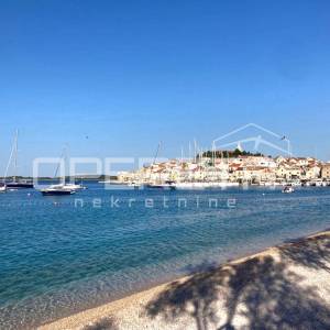 Novogradnja, stan s pogledom na more – Primošten, 63,27 m²