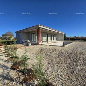 Novogradnja u Žminju.