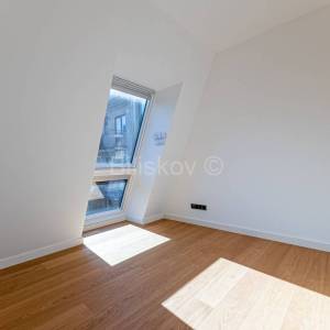 Novogradnja, Zagreb, Gornji grad, Ribnjak, peterosoban stan, GPM