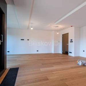 Novogradnja, Zagreb, Gornji grad, Ribnjak, peterosoban stan, GPM