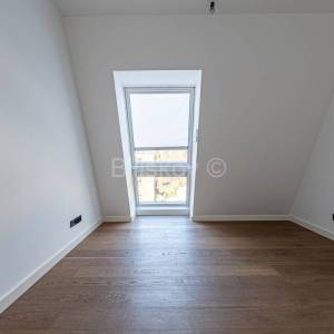 Novogradnja,Zagreb,Gornji grad, Ribnjak,peterosoban stan