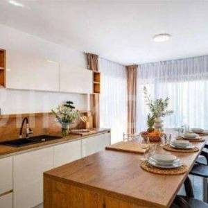 Novoizgrađena luksuzna vila u Okrugu Gornjem, prodaja