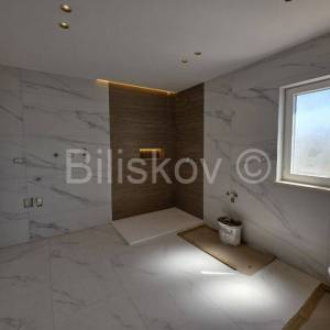 Novouređen stan s pogledom na more - Trogir, Okrug