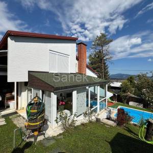 Obiteljska kuća iznad Samobora