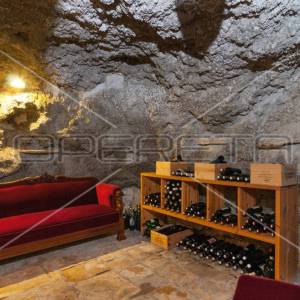 Odlična investicija kraj Omiša – dalmatinska oaza s uhodanim turizmom!