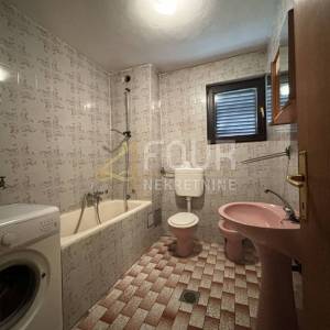 Ogulin - okolica, samostojeća kuća s garažom, 102m2