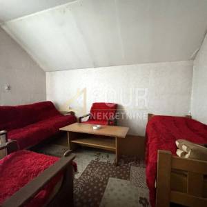 Ogulin - okolica, samostojeća kuća s garažom, 102m2