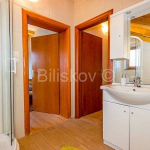 Ogulin, Plaški, Janja Gora, samostojeća kuća s prekrasnim pogledom