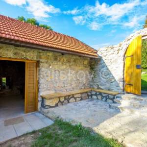 Ogulin, Plaški, Janja Gora, samostojeća kuća s prekrasnim pogledom