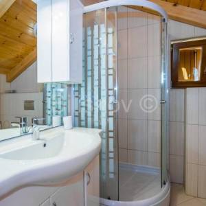 Ogulin, Plaški, Janja Gora, samostojeća kuća s prekrasnim pogledom