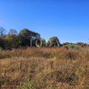 Okolica Malinske, Lijepo građevinsko zemljište na mirnoj lokaciji