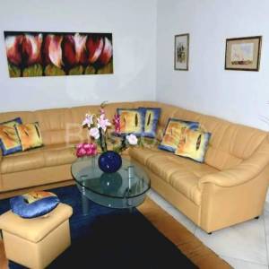 Okrug Gornji, apartmanska kuća s otvorenim pogledom