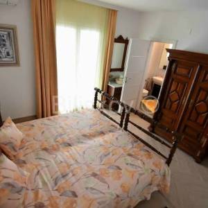 Okrug Gornji, apartmanska kuća s otvorenim pogledom