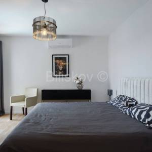 Okrug Gornji, prekrasna vila u blizini mora, prodaja