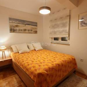 Okrug Gornji, Rožac, ekskluzivna lokacija 50m od mora