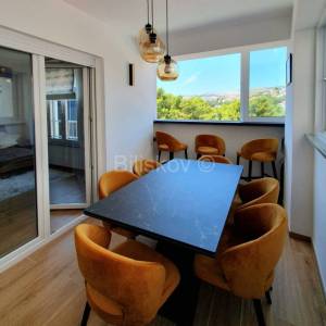 Okrug Gornji, Rožac, ekskluzivna lokacija 50m od mora