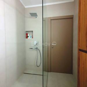 Okrug Gornji, Rožac, ekskluzivna lokacija 50m od mora