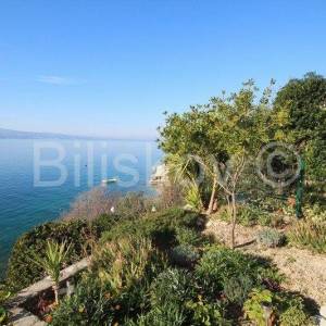 Omiš Čeline Zavode, 1.red do mora, dvojna kuća prizemnica