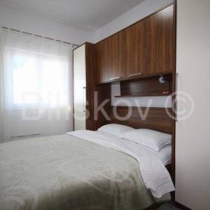 Omiš Čeline Zavode, 1.red do mora, dvojna kuća prizemnica