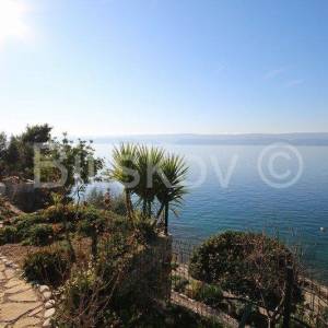 Omiš Čeline Zavode, 1.red do mora, dvojna kuća prizemnica