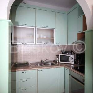 Omiš Čeline Zavode, 1.red do mora, dvojna kuća prizemnica