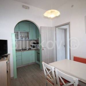 Omiš Čeline Zavode, 1.red do mora, dvojna kuća prizemnica