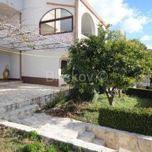 Omiš okolica, prodaja kuća, 7 jedinica, otvoren pogled