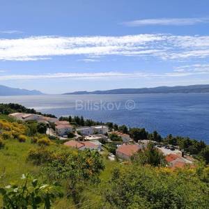 Omiš, prodaja zemljište, 4500m2, otvoren pogled na more