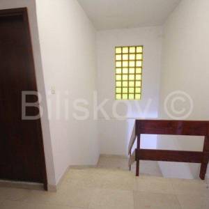 Omiš, Tugare prodaja samostojeća kuća 200 m2