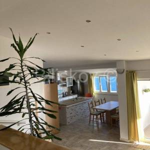 Omiška rivijera,Ruskamen - apartmanska kuća