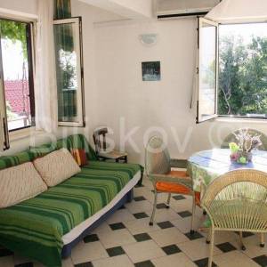 Omiška rivijera,Ruskamen - apartmanska kuća