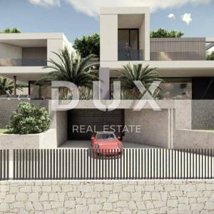 OPATIJA, BREGI- zemljište 3890m2 S GRAĐEVNOM DOZVOLOM!!! za 3 exluzivne villa s panoramskim pogledom na more