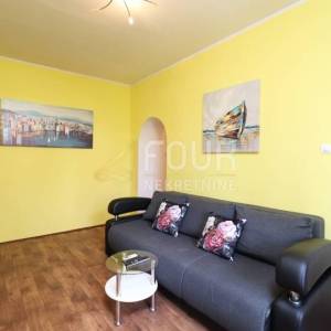 Opatija - centar, 43m2, 1s+db, terasa, pogled na more