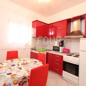 Opatija - centar, 43m2, 1s+db, terasa, pogled na more