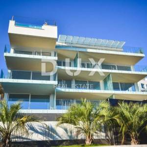 OPATIJA, CENTAR - dugoročni najam luksuznog  stana u novogradnji s bazenom, pogled, blizu mora i Opatije