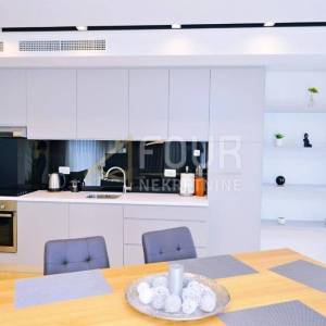 Opatija - centar, moderna vila + hotel u roh bau fazi