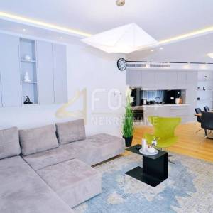 Opatija - centar, moderna vila + hotel u roh bau fazi