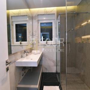 Opatija - centar, moderna vila + hotel u roh bau fazi