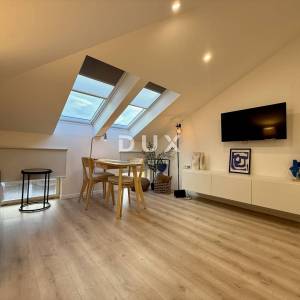 OPATIJA, CENTAR - Predivan stan za dugoročni najam u strogom centru Opatije!