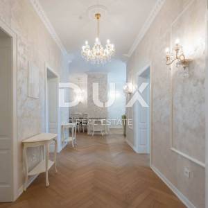 OPATIJA, CENTAR - spoj luksuza i autentičnosti, stan u sređenoj povijesnoj vili u centru Opatije s pogledom