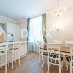 OPATIJA, CENTAR - spoj luksuza i autentičnosti, stan u sređenoj povijesnoj vili u centru Opatije s pogledom