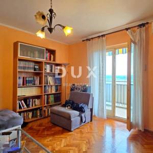 OPATIJA, CENTAR - Stan s pogledom, nekoliko minuta do centra, 65m2