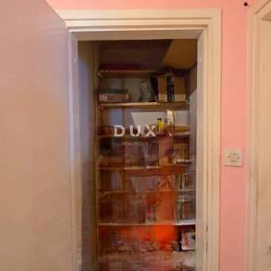 OPATIJA, CENTAR - Stan s pogledom, nekoliko minuta do centra, 65m2