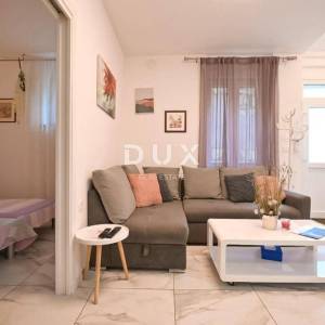 OPATIJA, CENTAR - stan u strogom centru Opatije za dugoročan najam