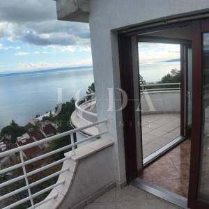 Opatija dvoetažni stan na lijepoj lokaciji