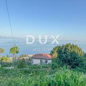 OPATIJA, IČIĆI - zemljište s dozvolom za vilu iznad ACI marine i blizu Mariott Resort - panorama pogled na more 