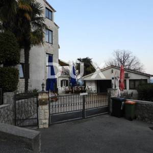 OPATIJA, LOVRAN - kuća 550m2 s pogledom na more s 10soba + okoliš 1300m2