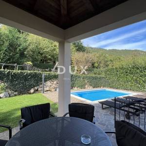 OPATIJA, LOVRAN – Vila s bazenom i pogledom 